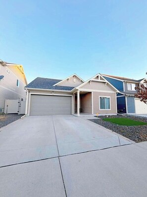 Exterior - Den Haven 15 Min From DIA 3 En Suite Bedrooms (Denver)