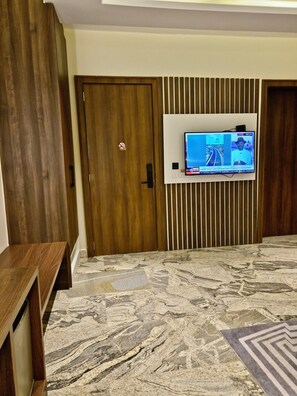 Executive Double Room | Interior - Raynez Resort (Abuja)