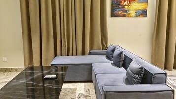 Business Studio Suite | Living area