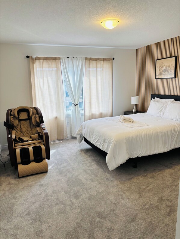 3 bedrooms, iron/ironing board, free WiFi, bed sheets