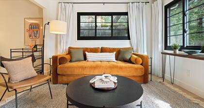 Serene Mill Valley Retreat - King Bed, Walk to Downtown, Deck, Sleeps 4.