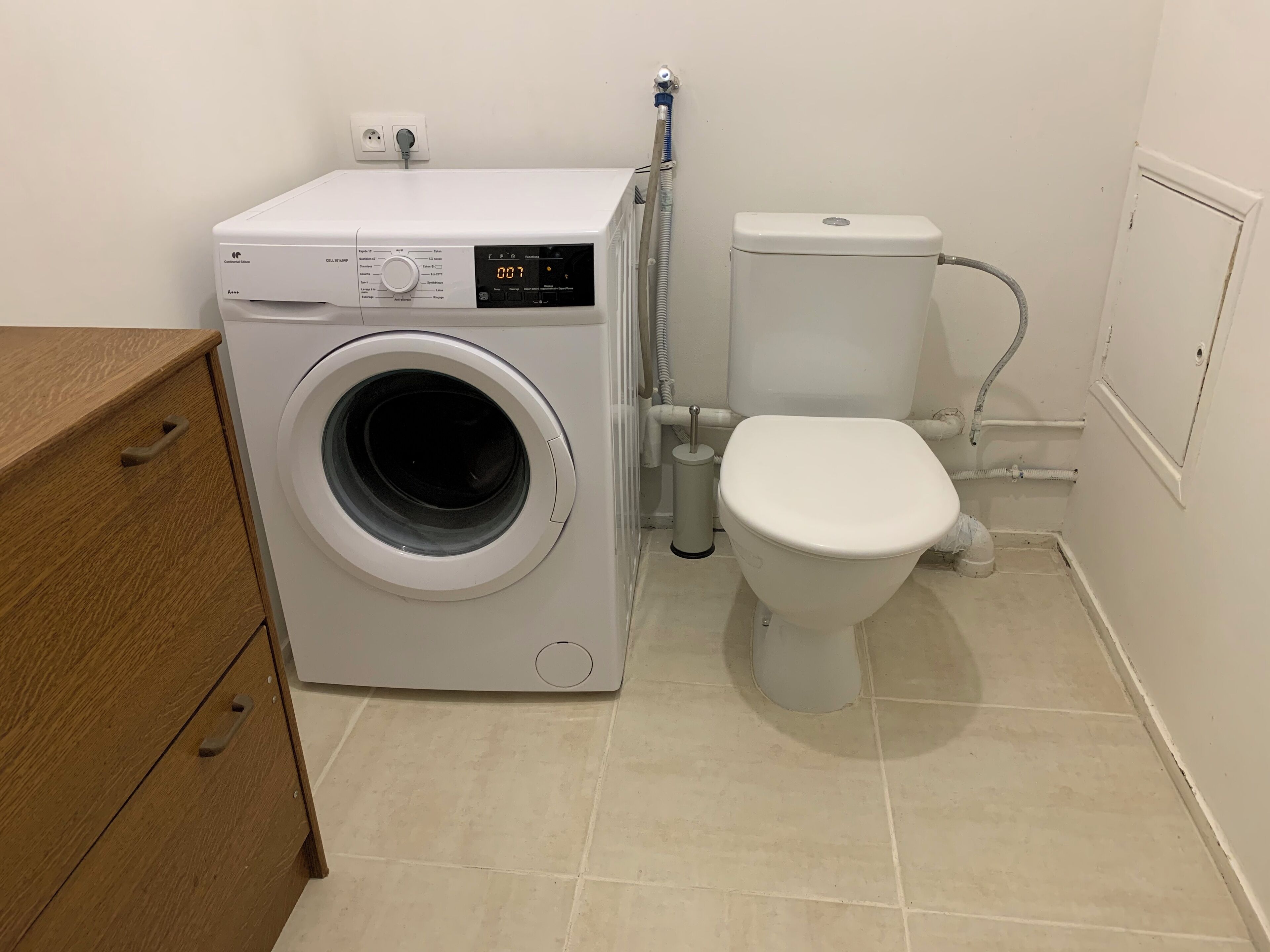 Towels, toilet paper