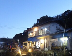 Exterior - Inn in an old house connecting the blue sea and travelers by post (伊東市川奈1334-9)