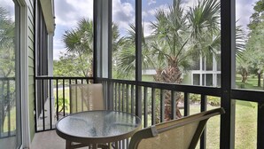 Unclassified image, 2 of 31, button - Second floor condo with shared pools, tennis court, sauna, restaurant, gym (Davenport)