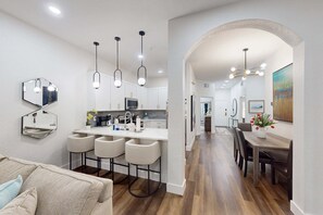 Interior - Exclusive villa: Disney 10min, pools (Davenport)
