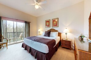 3 bedrooms, iron/ironing board, travel cot, Internet - 3rd floor condo w/ sauna, tennis court, near theme parks, basketball court (Davenport)