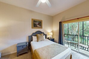 3 habitaciones, tabla de planchar con plancha, cuna de viaje y internet 