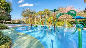 Unclassified image, 2 of 43, button - Tommy Bahama-style condo with a lovely lanai and resort amenities (Davenport)
