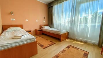 Desk, free WiFi, wheelchair access