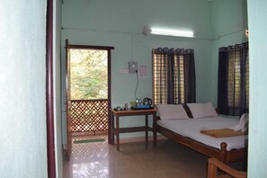 Free WiFi - Nature Inn Cottage (Gokarna)