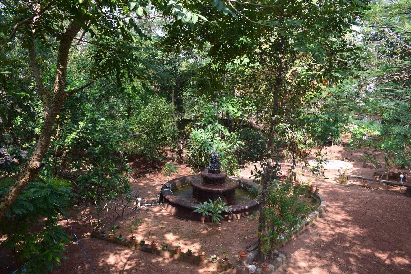 Standard Double Room | Property grounds