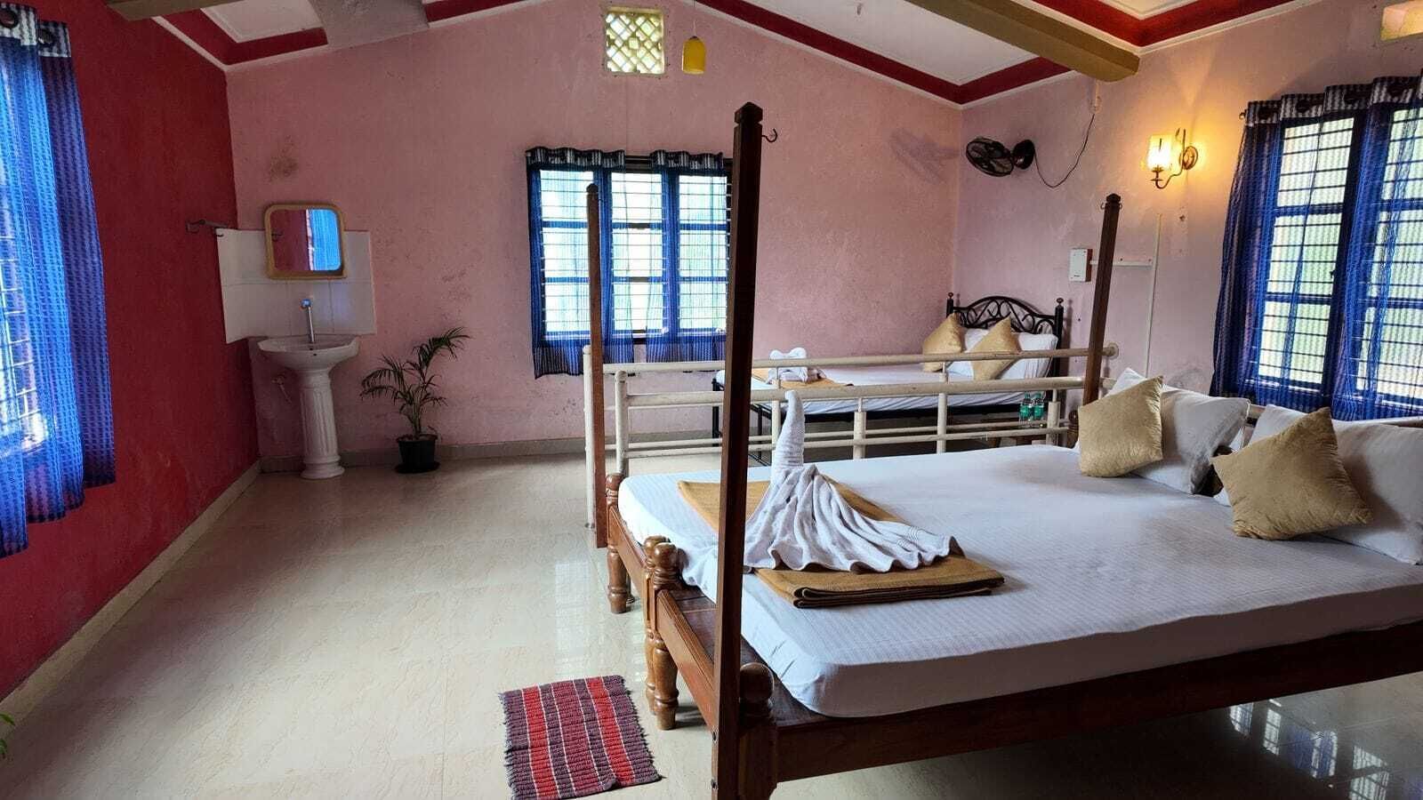 Family Room | Free WiFi