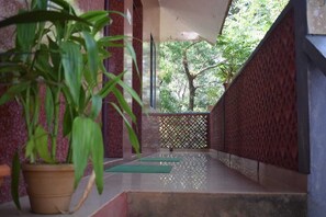Property grounds - Nature Inn Cottage (Gokarna)