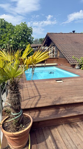 A peaceful, comfortable country home near Lake Arjuzanx.
