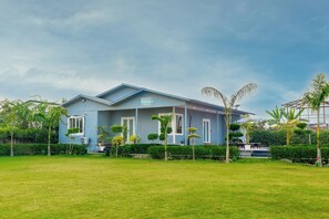 Deluxe Villa | Exterior - Alaya Stays Rathore Farm 3 BHK Farmhouse (Noida)