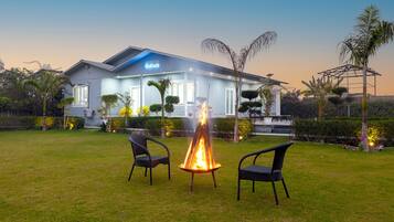 Deluxe villa | Terrein van de accommodatie