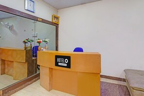 House | Reception - Hotel O Egmore Railway Junction (Chennai)