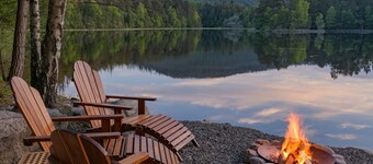 The Queen's Hut - Idyllic Log Cabin, originally built for Queen Mary