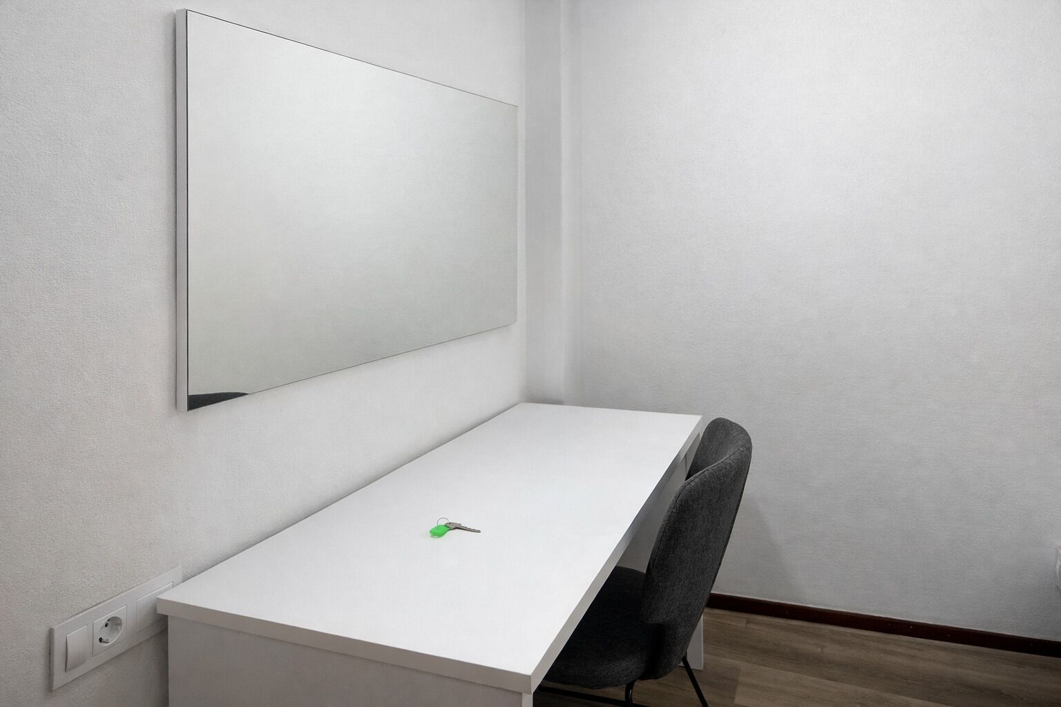 Camera Basic con 2 letti singoli, vista città | Interni