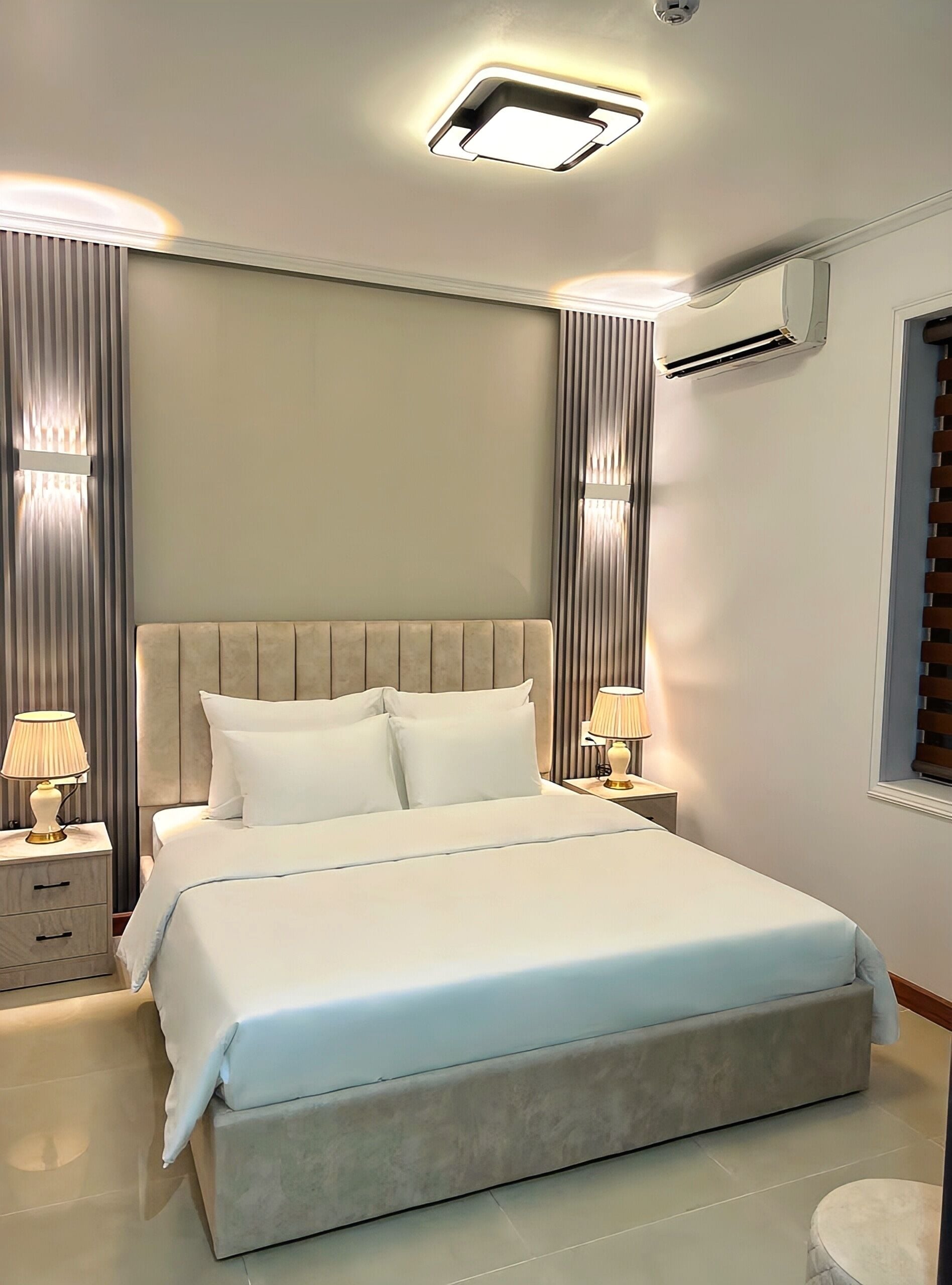 디럭스룸, 퀸사이즈침대 1개 | 고급 침구, 필로우탑 침대, 책상, 무료 WiFi