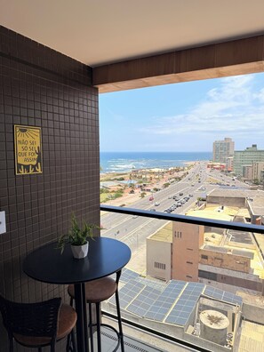 Interior - Ceci Home - Excellent location and sea view. (Salvador)