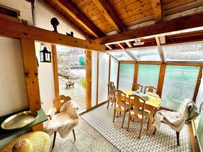 Dining - AlpenLodge Chiemsee with four separate bedrooms (Grabenstätt)