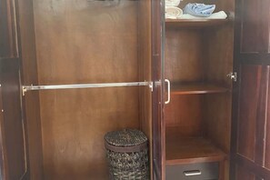 Interior - Sunrise & Sunset Kitchenette Villas – Chic Coastal Hideaway Surrounded by Nature (Prampram)