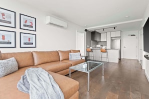 Apartment (2 Bedrooms) | Interior - Central Oakleigh 2BR Apartment w Parking (Melbourne)
