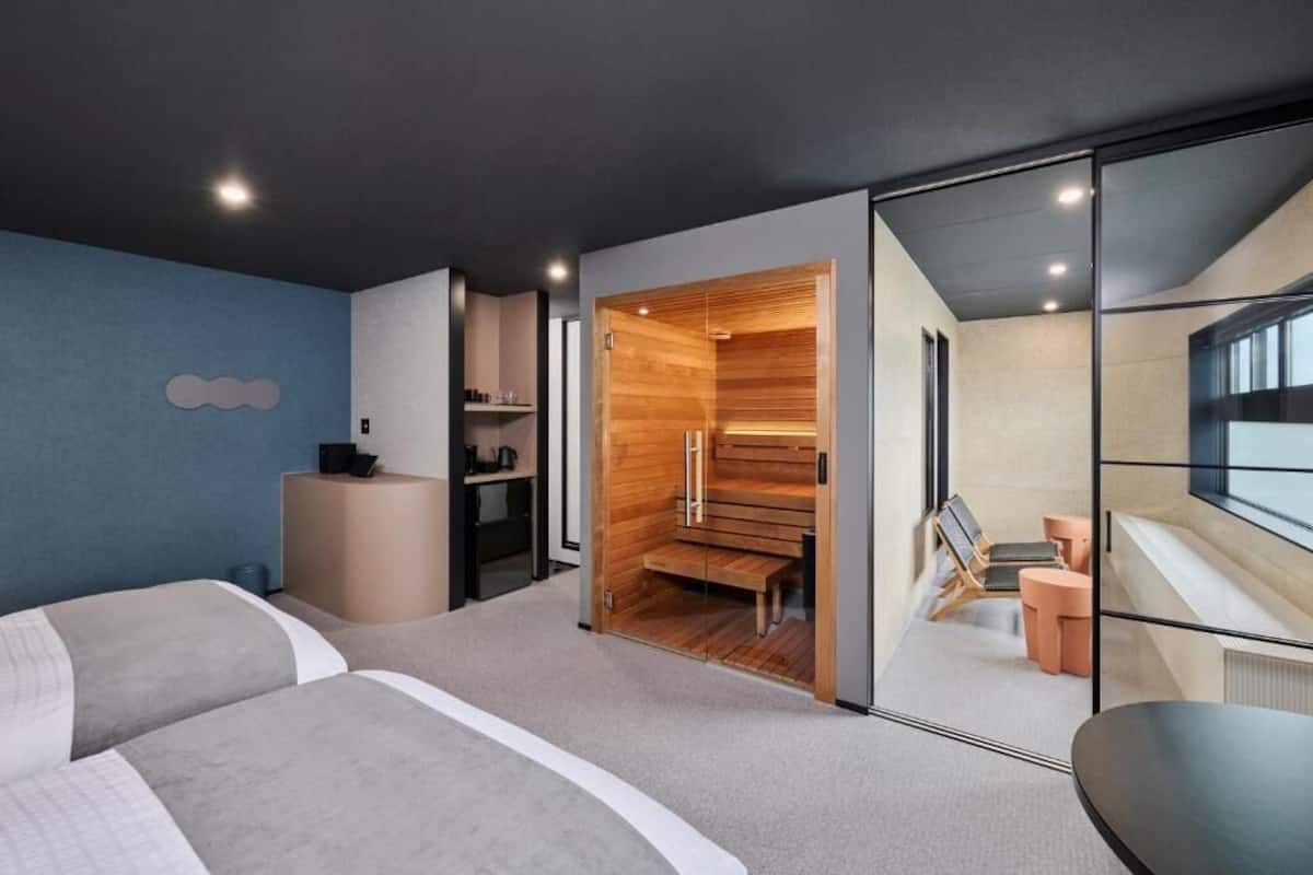 Basic Twin Room, Partial Lake View | In-room safe, iron/ironing board, free WiFi