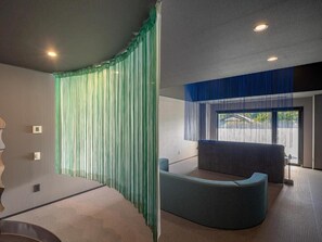 Luxury-Suite, Balkon, Bergblick | Innenbereich