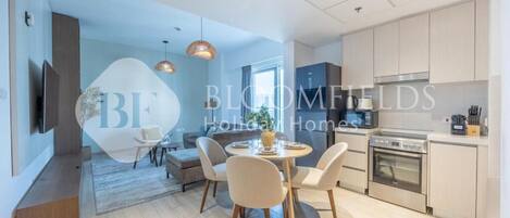 Apartamento, sacada | Cozinha privada