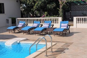 Pool - Afrikan Spirit – Mango Room: A Tranquil Tropical Escape by the Sea (Prampram)