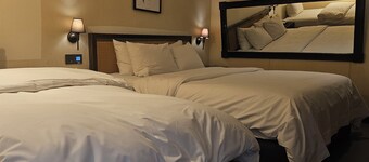 NINETH HOTEL