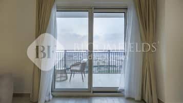 Apartamento, sacada, vista para o parque | Parte interna