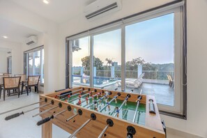 Spielezimmer