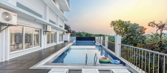 Alaya Stays Midpoint UMA 7 BHK Villa