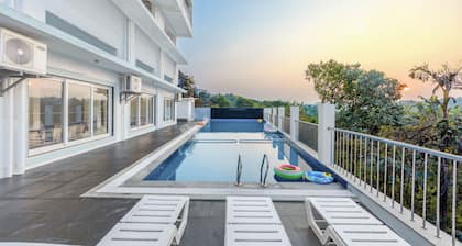 Alaya Stays Midpoint UMA 7 BHK Villa