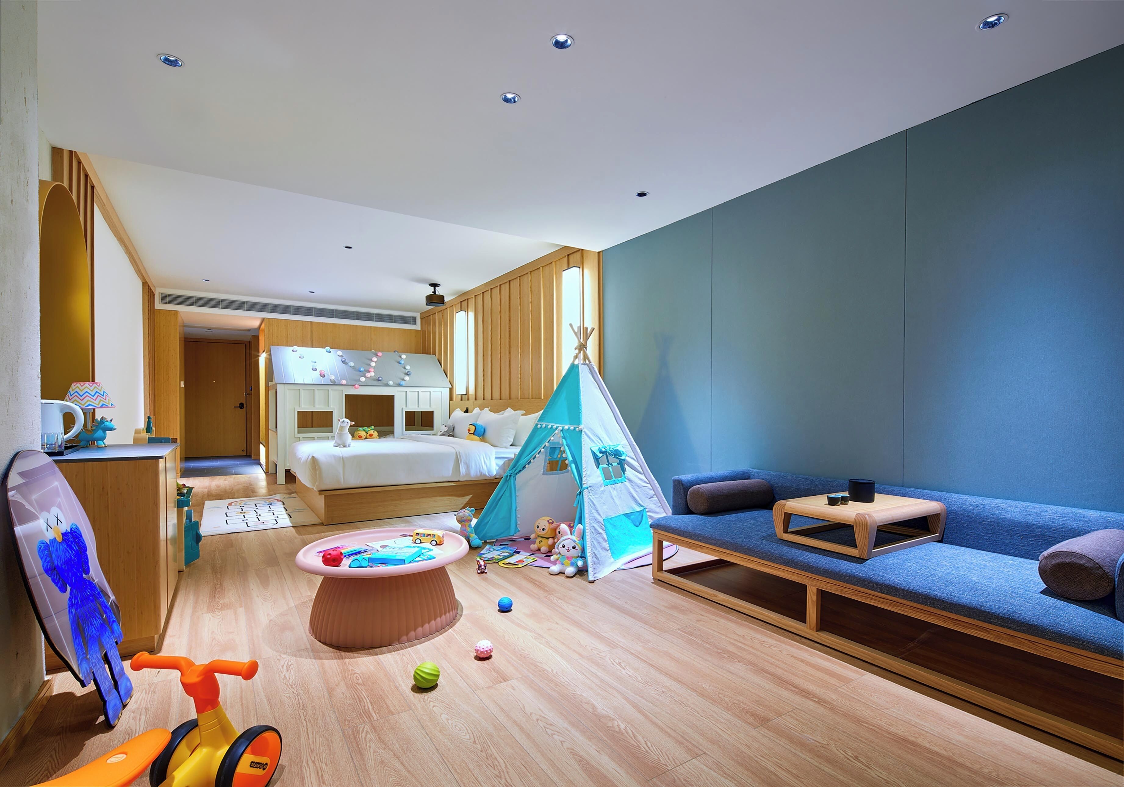 家庭客房, 城市景 | 遮光窗簾/窗簾、熨斗/熨衫板、免費 Wi-Fi