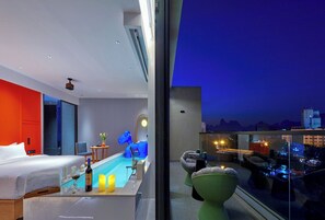 Luxury Studio Suite | Blackout drapes, iron/ironing board, free WiFi - Global Village Riverside Hotel (Guilin)