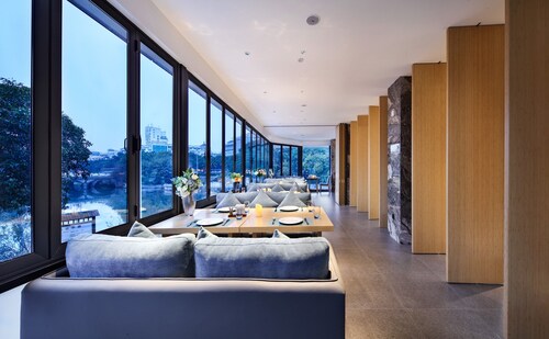 Global Village Riverside Hotel