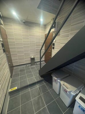 ฝ่ายต้อนรับ