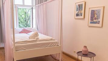 Basic Apartment | Iron/ironing board, free WiFi