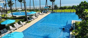 Costa Pacifica Baler