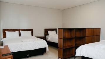 Family Suite | In-room safe, desk, laptop workspace, free WiFi