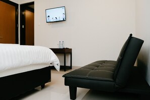 Suite Keluarga | Brankas, meja kerja, ruang kerja ramah laptop, dan Wi-Fi gratis