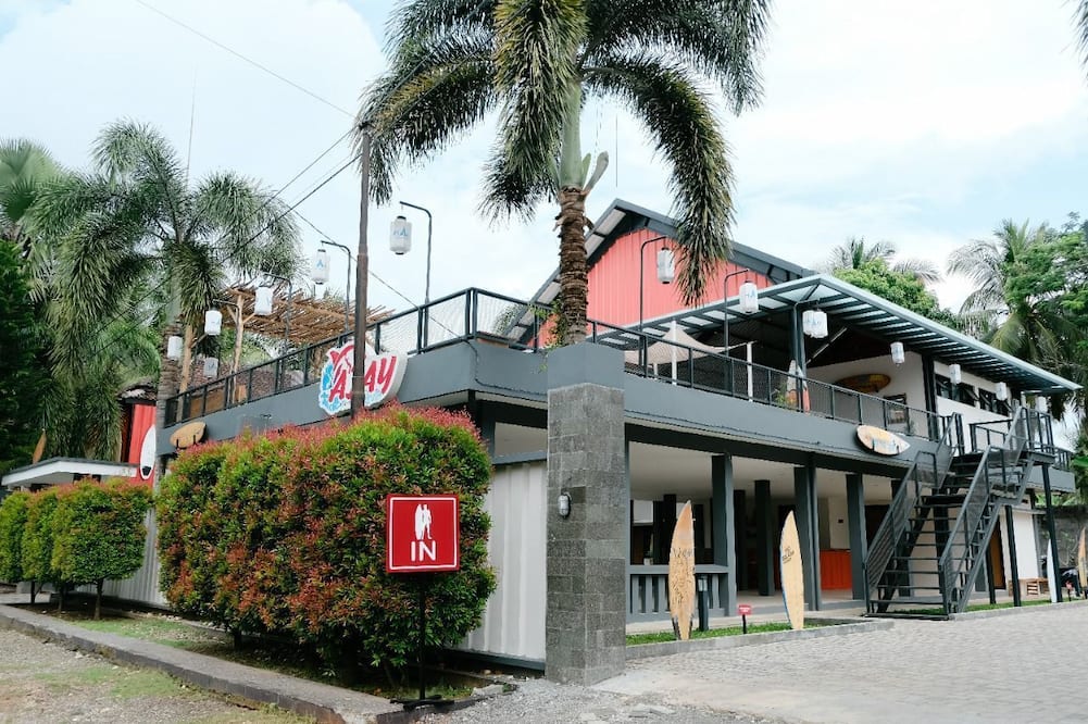 HAU BATU KARAS