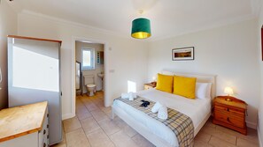 1 soveværelse, strygejern/strygebræt, Wi-Fi