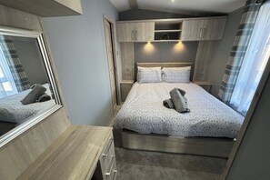 WiFi - Palm Grove Lodge 1 Golden Palm Hot tub (Chapel St Leonards)