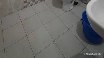 Basic Single Room | Free WiFi