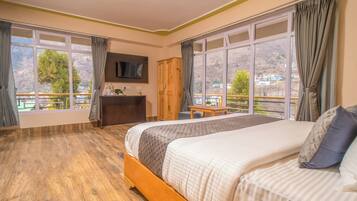 Superior Double Room, Balcony, Mountain View | Desk, laptop workspace, free WiFi